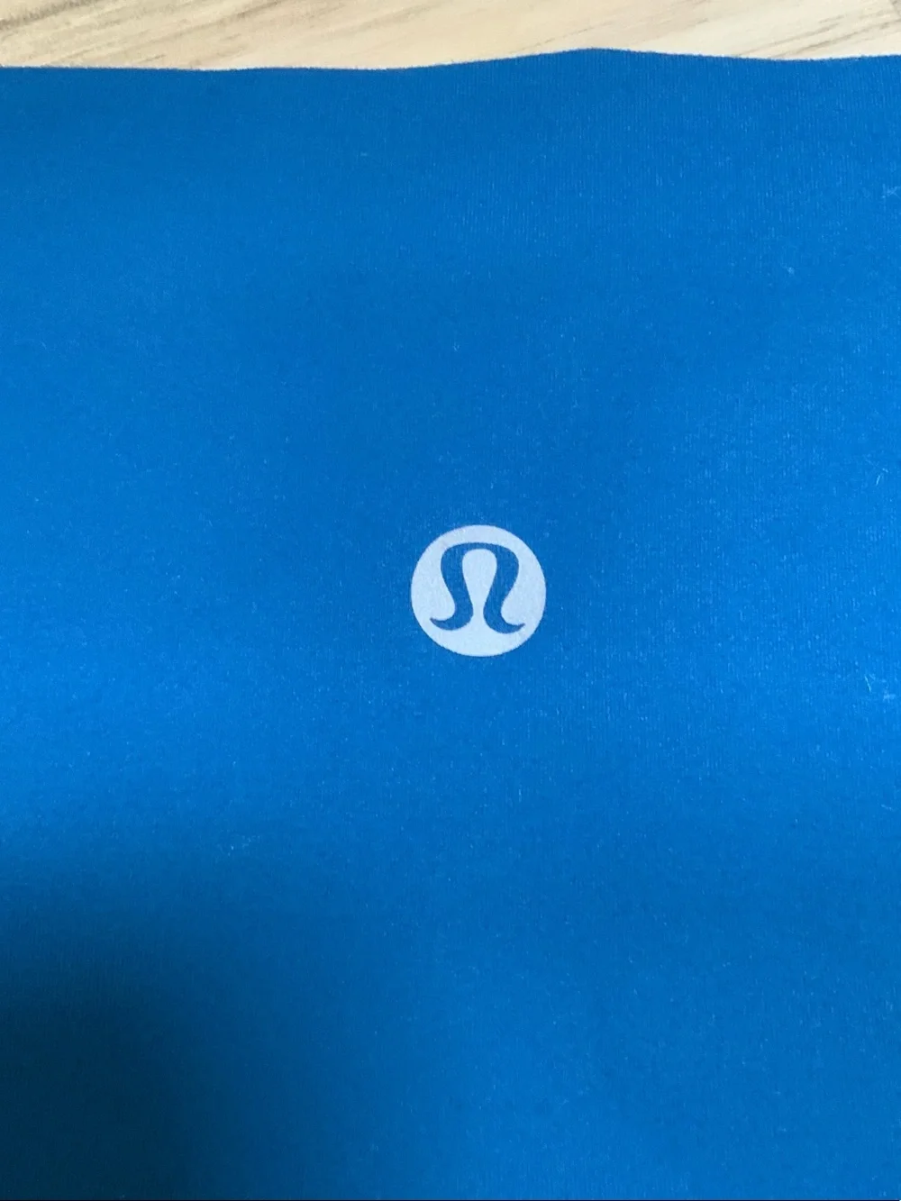 lululemon athletica High-Rise Shorts - Teal Blue 5”